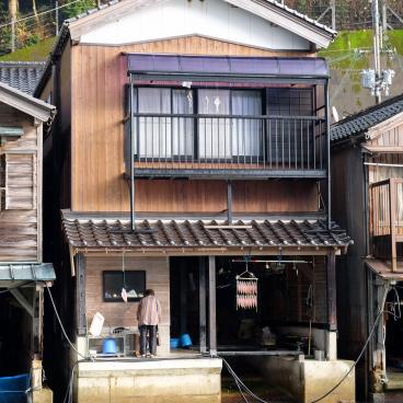 Ine (Kyoto), View on a funaya house front from a boat
