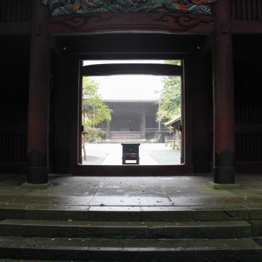 Myohon-ji (Kamakura), Niten-mon Gate