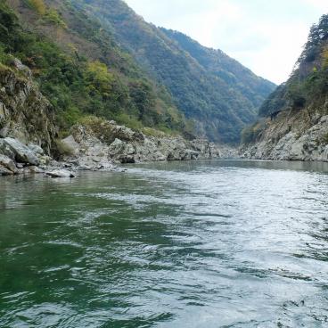 Oboke Koboke Gorges (Shikoku), View on Yoshino river and its banks 2