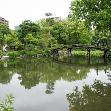 Shosei-en (Kyoto), Shinsetsu-kyo bridge