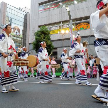 Koenji Awa-Odori (Tokyo), Drum and flute players