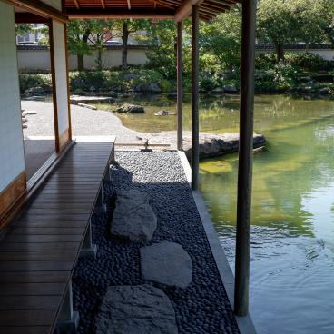 Yokokan Garden (Fukui), View on the artificial beach