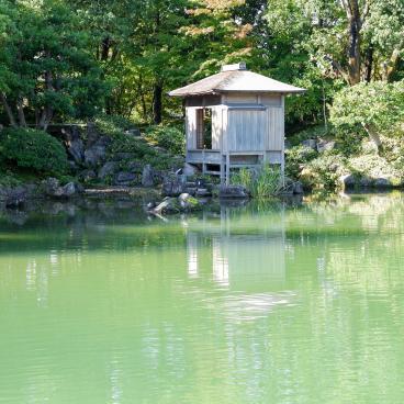 Yokokan Garden (Fukui), Seiren Pavilion