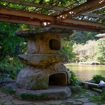Narita-san Park, Stone lantern and wisteria shelter