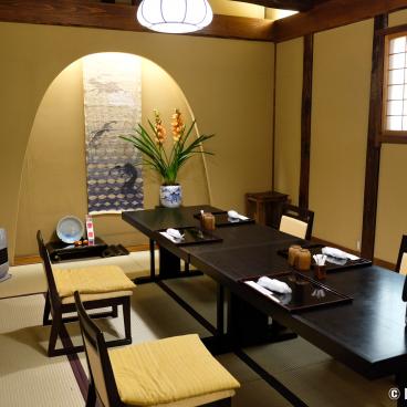 Aizu-Wakamatsu, Nanuka-machi Dori, Former kura warehouse transformed into a restaurant 2