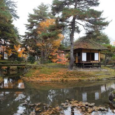 Aizu-Wakamatsu, Oyakuen garden