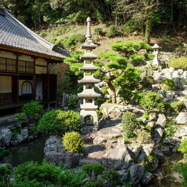 Kosho-ji (Uji), View on the monastery's garden 3