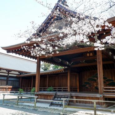 Yasukuni shrine (Tokyo), Noh theater pavilion
