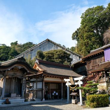 Chikubushima (Lake Biwa), Pavilions in the temple's grounds