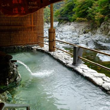 Iya Onsen (Shikoku), Rotenburo outdoor baths on the banks of Iya River 2