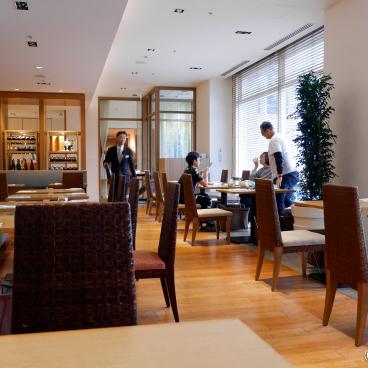 Sendai Royal Park Hotel (Miyagi), Restaurant