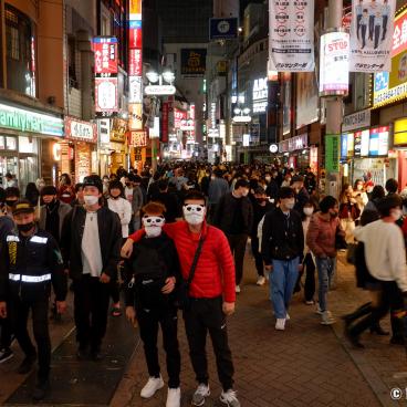 Shibuya (Tokyo), People in the street for Halloween