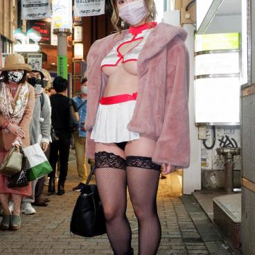 Shibuya (Tokyo), Sexy cosplay for Halloween