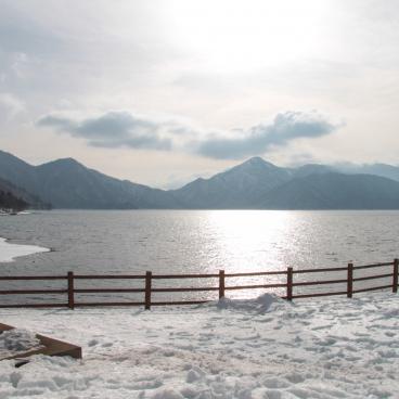 Okunikko, Lake Chuzenji in winter