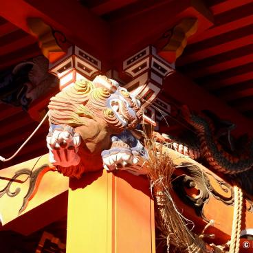 Fujisan Hongu Sengen Taisha, Ornemental detail of the shrine's main hall