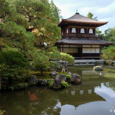 Ginkaku-ji, Pond and Kannon-den Ginkaku pavilion