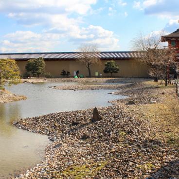 Heijo (Nara), Garden and Emperor's residence To-in