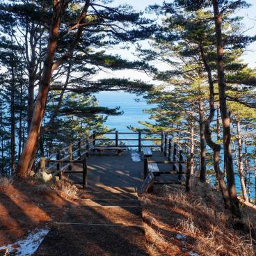 Kitayamazaki Cliffs (Tohoku), Observation deck 2