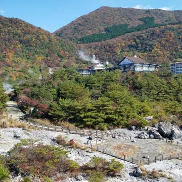 Unzen Jigoku (Kyushu), View on the Hells and the inns in autumn