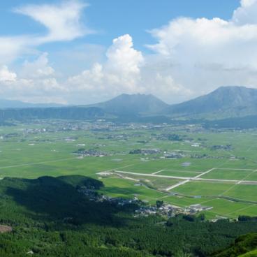 Daikanbo, Panoramic view on the caldera and the sleeping Buddha