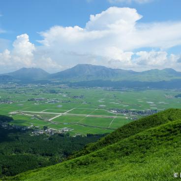 Daikanbo, View on the 5 peaks of Mount Aso and the sleeping Buddha silhouette