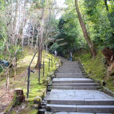 Chion-in temple in Kyoto, Paved stairways 2