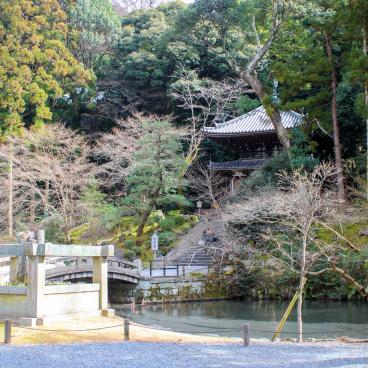 Chion-in temple in Kyoto, Nokotsu-do Ossuary