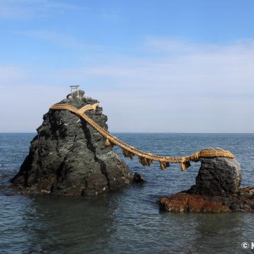 Meoto Iwa (Ise), Wedded Rocks at Futami Okitama shrine