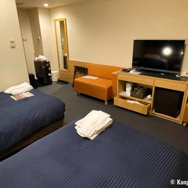 Quarantine in Japan during the Coronavirus pandemic, Double room at the hotel Kansai Airport Washington