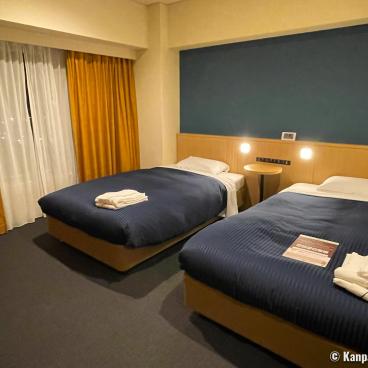 Quarantine in Japan during the Coronavirus pandemic, Double room at the hotel Kansai Airport Washington 2