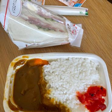 Quarantine in Japan during the Coronavirus pandemic, Bento-type cold meal 4