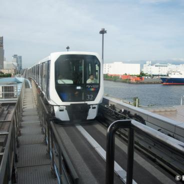 Rainbow Bridge (Tokyo), The Yurikakome Aerial Line