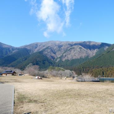 Lake Tanuki (Fujinomiya), Tents area in the camping site