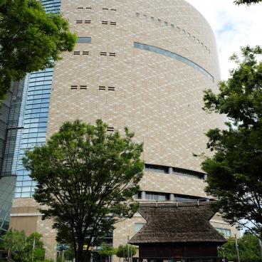 Osaka Museum of History, The museum and the kura warehouse
