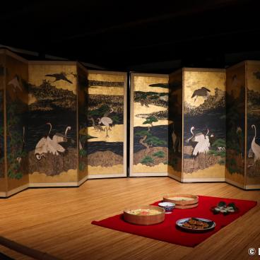 Konjakukan Museum (Osaka Museum of Housing and Living), Folding screen and traditional meal