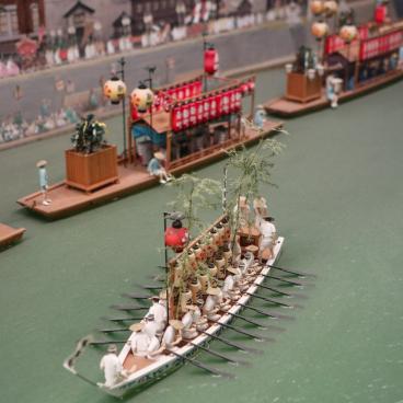 Konjakukan Museum (Osaka Museum of Housing and Living), Diorama of the Tenjin Matsuri Festival