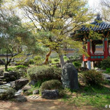 Tsurumi Ryokuchi Park, Korean garden