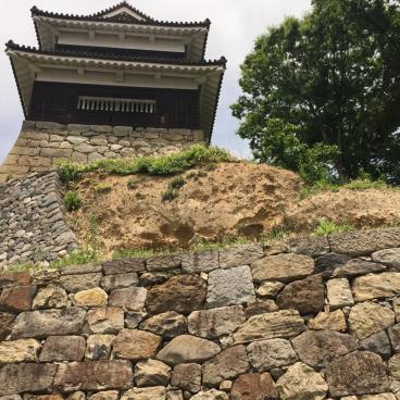 Ueda Castle (Nagano), Turret and fortification wall