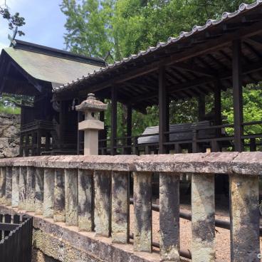 Ueda Castle (Nagano), Shinto shrine in the feudal castle's grounds