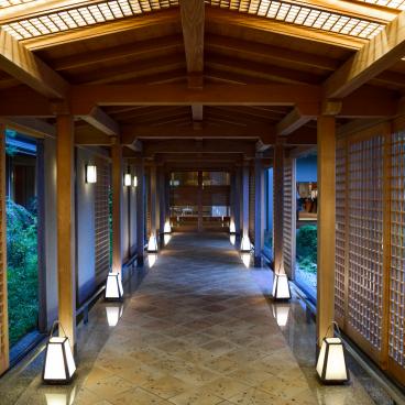 Yumotoya Onsen Ryokan in Niigata, Entrance of the inn 2