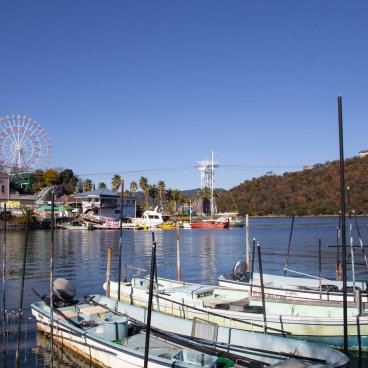 Kanzanjicho (Hamamatsu), Hamanako Pal Pal Amusement Park and Lake Hamana