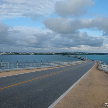 Irabu Ohashi (Miyako-jima), View from the bridge on a parking area on the side of the road
