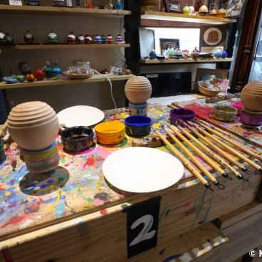 Sasebo-Koma-Honpo, Top painting workshop