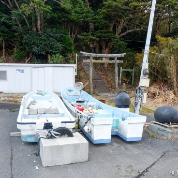 Tashirojima (Ishinomaki), Fishermen's boats and Shinto torii gate