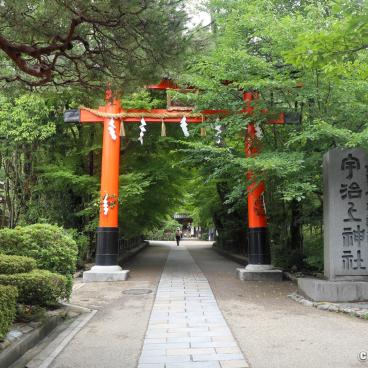 Ujigami-jinja, Torii gate at the entrance of the shrine's grounds