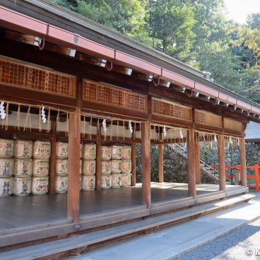Yoshida-jinja (Kyoto), Sake offerings at the shrine