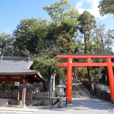 Yoshida-jinja (Kyoto), Great torii gate at the entrance of the shrine 2