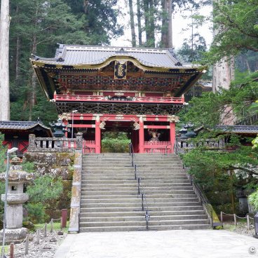 Taiyuin (Nikko), Nitenmon Gate