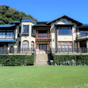 Kamakura Museum of Literature, Former residence of the Maeda clan