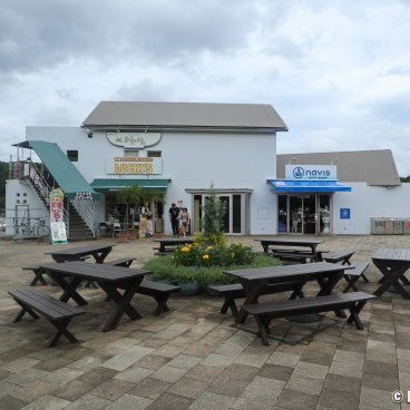 Kujukushima Islands, Shops at Kujukushima Pearl Sea Resort